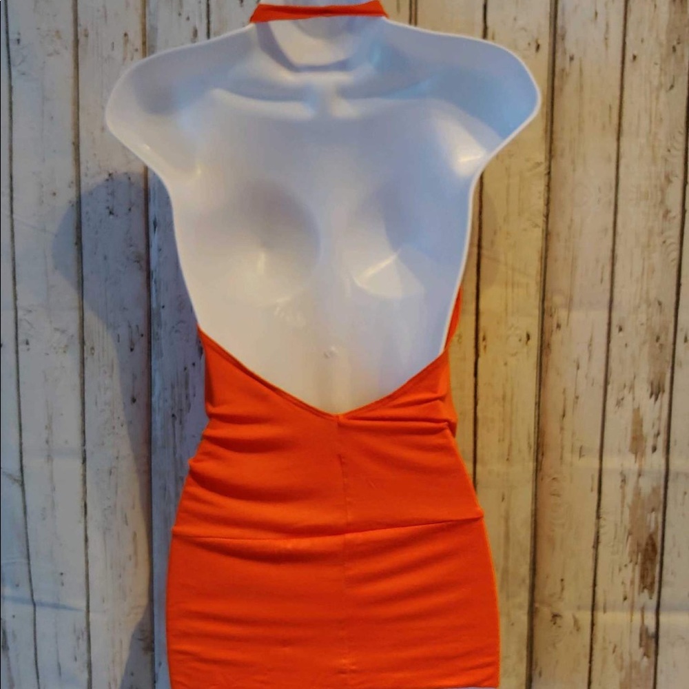 Orange Backless Top Size Small - Picture 2 of 2